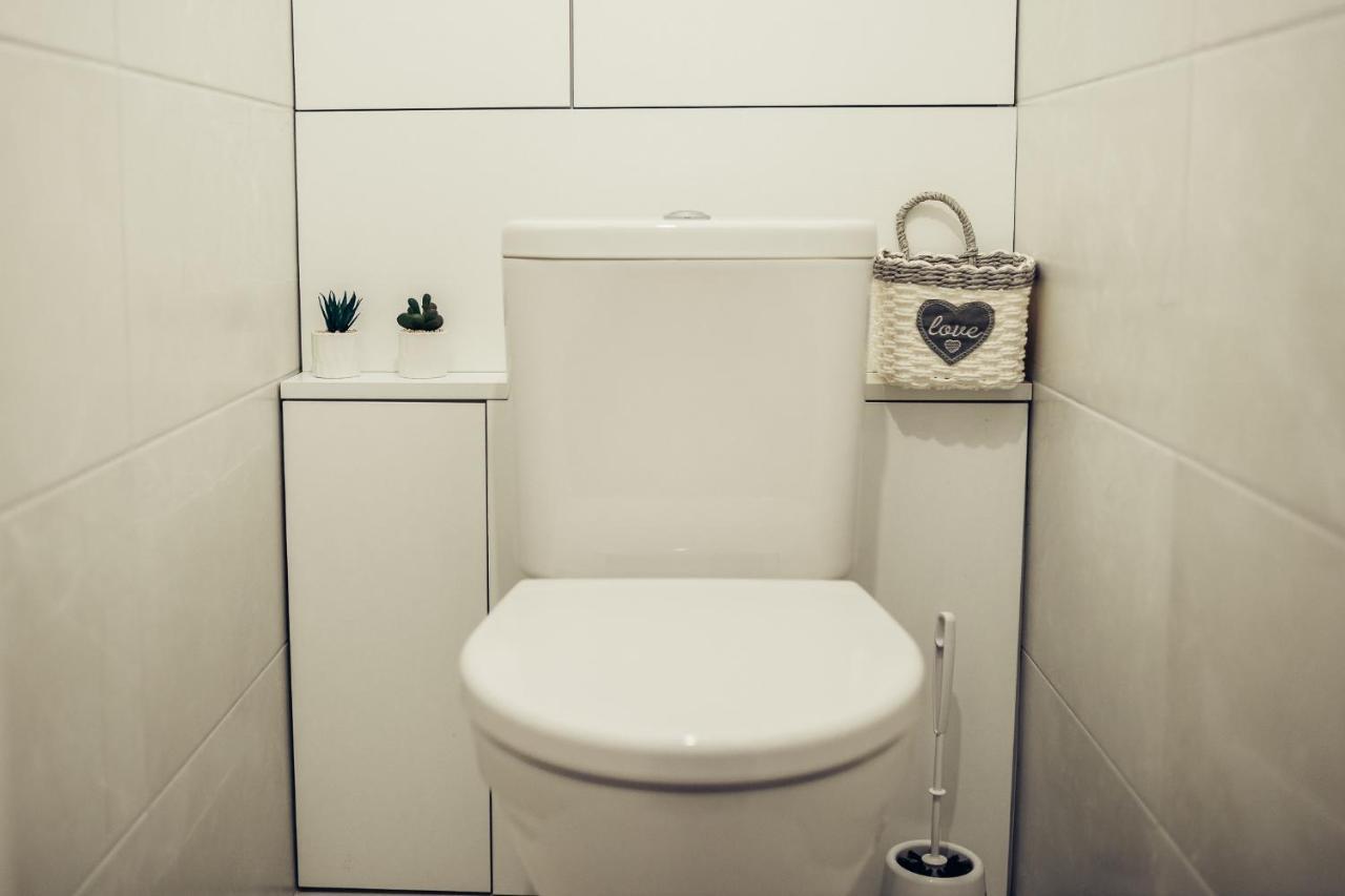 Pine Apartment 비사기나스 외부 사진